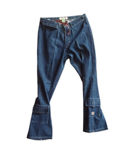 Load image into Gallery viewer, 1990s enyce jeans 12 Kargo Fresh