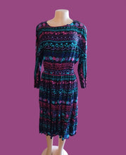 Load image into Gallery viewer, 1990s leslie fay floral midi dress 8 Kargo Fresh