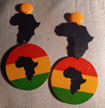 Load image into Gallery viewer, Handmade large Africa clip on earrings