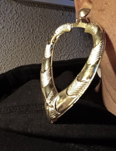 Load image into Gallery viewer, Large heart bamboo clip on earrings