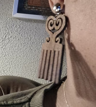 Load image into Gallery viewer, Clip on Adinkra symbol Earrings