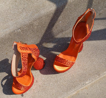 Load image into Gallery viewer, Azalea Wang My Place is yours Heels 8