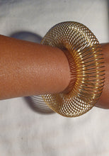 Load image into Gallery viewer, Abstract spiral wire necklace bracelet and clip on earrings set