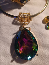 Load image into Gallery viewer, Extra large Aurora borialis necklace bracelet and clip on earrings set