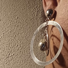 Load image into Gallery viewer, Vintage Patina Metal Multi Hoop Clip On earrings