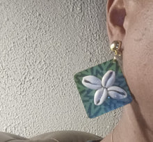 Load image into Gallery viewer, Abstract wood and metal cowrie clip on earrings