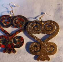 Load image into Gallery viewer, Handpainted Adinkra symbol Earrings