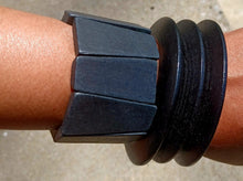 Load image into Gallery viewer, Vintage Chunky wood bangles