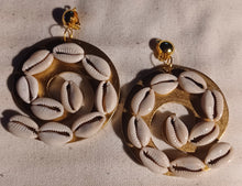 Load image into Gallery viewer, Handmade Abstract wood and cowrie clip on earrings