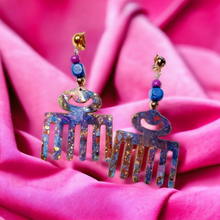 Load image into Gallery viewer, Abstract Handpainted Design Wooden Clip on Earrings Kargo Fresh