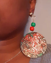 Load image into Gallery viewer, Abstract Handpainted Design Wooden Clip on Earrings Kargo Fresh