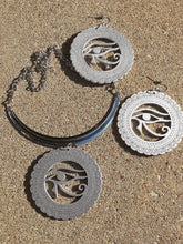 Load image into Gallery viewer, Abstract Handpainted Eye of Horus Necklace Set Kargo Fresh