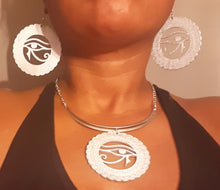 Load image into Gallery viewer, Abstract Handpainted Eye of Horus Necklace Set Kargo Fresh