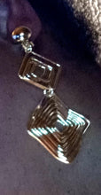 Load image into Gallery viewer, Abstract Metal Clip On Earrings Gold Kargo Fresh