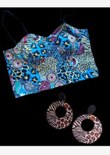 Load image into Gallery viewer, Abstract Stretch bustier crop top and earrings set New 3xl Kargo Fresh