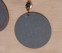 Load image into Gallery viewer, Abstract design Natural Wood Clip On Earrings Kargo Fresh