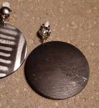 Load image into Gallery viewer, Abstract handpainted Mudcloth print Wooden Clip On Earrings Kargo Fresh