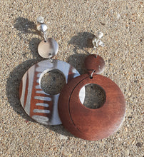 Load image into Gallery viewer, Abstract handpainted Mudcloth print Wooden Clip On Earrings Kargo Fresh