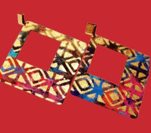 Load image into Gallery viewer, Abstract handpainted Mudcloth print Wooden Earrings Kargo Fresh