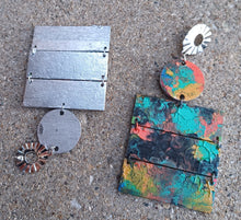 Load image into Gallery viewer, Abstract handpainted Wooden Earrings Kargo Fresh