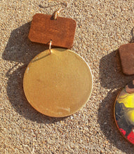 Load image into Gallery viewer, Abstract handpainted Wooden Earrings Kargo Fresh