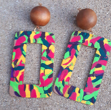 Load image into Gallery viewer, Abstract handpainted Wooden Earrings Kargo Fresh
