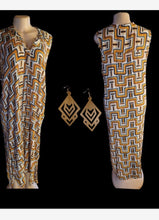 Load image into Gallery viewer, Abstract hi low maxi dress and matching earrings nwt 3xl Kargo Fresh