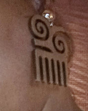 Load image into Gallery viewer, Adinkra Afro Pick Symbol Clip On Earrings Kargo Fresh