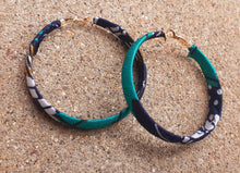 Load image into Gallery viewer, African Ankara Wax Print Africa Hoop Earrings Kargo Fresh