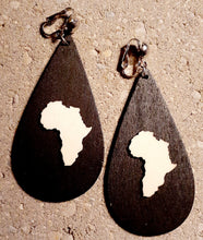 Load image into Gallery viewer, Afrocentric Wooden AFRICA Clip On Earrings Kargo Fresh