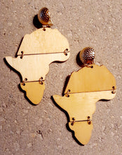 Load image into Gallery viewer, Afrocentric Wooden AFRICA Clip On Earrings Kargo Fresh