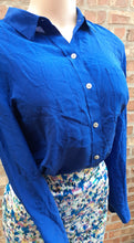 Load image into Gallery viewer, Ann Taylor Silk Blouse and Pencil Skirt Set M/8p Kargo Fresh