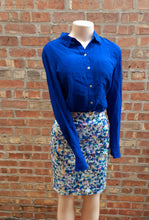 Load image into Gallery viewer, Ann Taylor Silk Blouse and Pencil Skirt Set M/8p Kargo Fresh