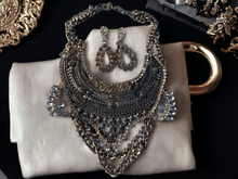 Load image into Gallery viewer, Avant garde Collar bib Necklace and clip on earrings Kargo Fresh