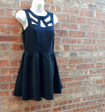 Load image into Gallery viewer, Black Glam Cocktail Dress Size Large Kargo Fresh