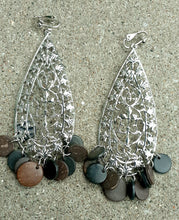 Load image into Gallery viewer, Chunky Boho Cluster Clip On Earrings Kargo Fresh