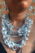 Load image into Gallery viewer, Chunky chain necklace and clip on earrings set Kargo Fresh