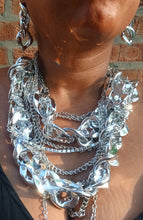 Load image into Gallery viewer, Chunky chain necklace and clip on earrings set Kargo Fresh