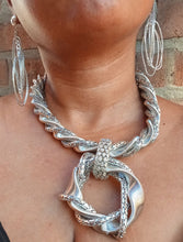 Load image into Gallery viewer, Chunky clip on chain necklace and earrings set Kargo Fresh
