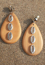 Load image into Gallery viewer, Chunky handmade Natural Wood Clip On Earrings Kargo Fresh