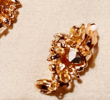 Load image into Gallery viewer, Chunky rhinestone cluster clip on earrings Kargo Fresh