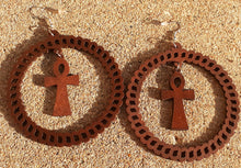 Load image into Gallery viewer, Classic Ankh Hoop Earrings Kargo Fresh