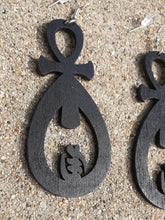 Load image into Gallery viewer, Classic Wooden Ankh Earrings Kargo Fresh