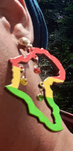 Load image into Gallery viewer, Clip On Africa Earrings Kargo Fresh