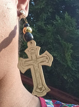 Load image into Gallery viewer, Clip on Handpainted Cross Earrings Kargo Fresh
