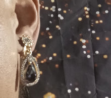 Load image into Gallery viewer, Faux amethyst clip on earrings Kargo Fresh