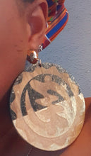 Load image into Gallery viewer, Gye Nyame Handpainted Clip On Adinkra Earrings Kargo Fresh
