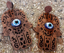 Load image into Gallery viewer, Hamsa Wooden Earrings Kargo Fresh