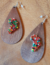 Load image into Gallery viewer, Handmade Abstract Bead Africa Wooden Earrings Kargo Fresh