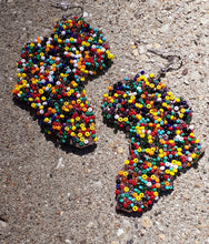 Load image into Gallery viewer, Handmade Abstract Bead Africa Wooden Earrings Kargo Fresh
